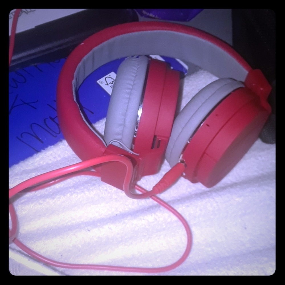 Headphone